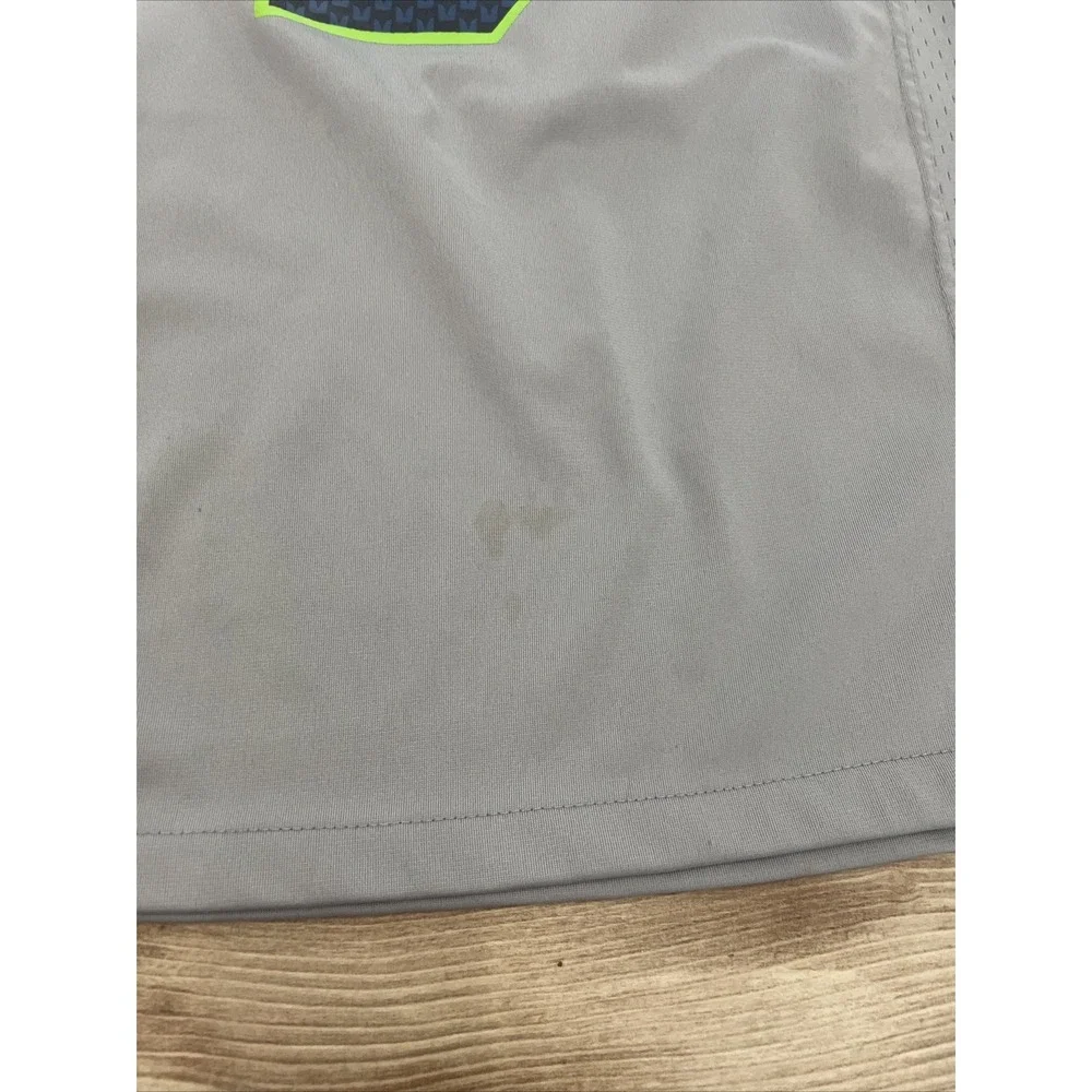 Nike Seattle Seahawks Russell Wilson Jersey Youth XL 18/20 Wolf Grey NFL Jersey